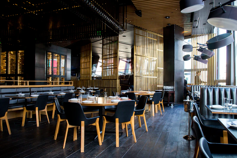 Interior restoran Rasa Nusantara yang modern dan hangat